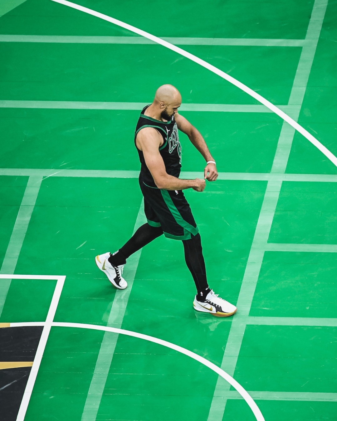 开云体育中国-关于波尔图训练开放日，冲刺阶段篮板制胜引欢呼，NBA常规赛在即，身体对抗强度拉满的信息
