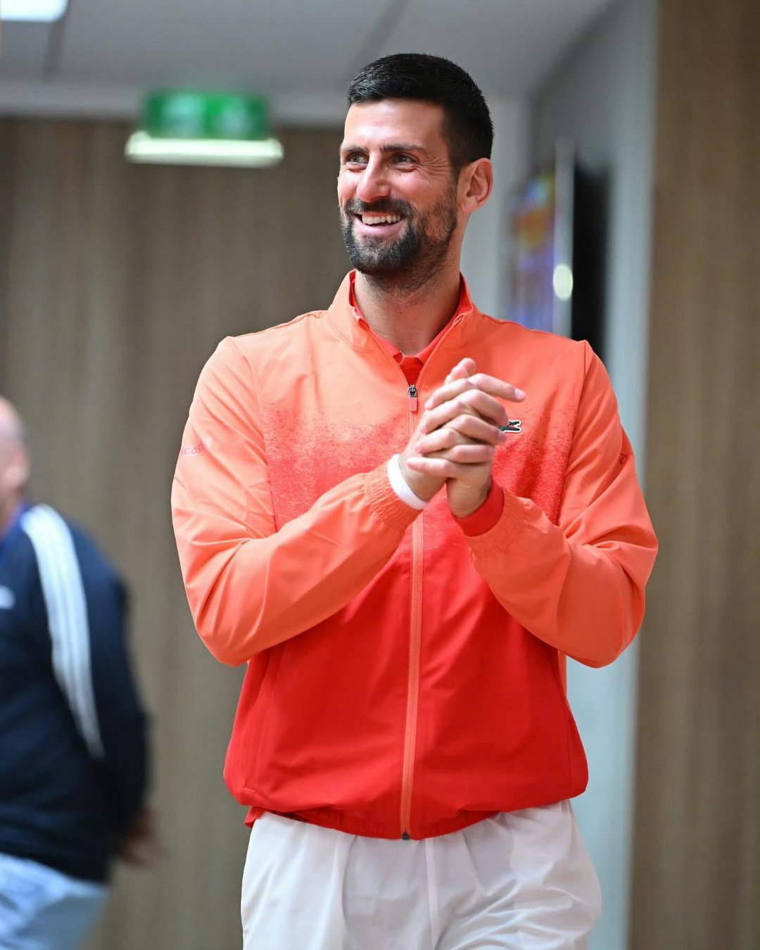 开云体育官网-包含NBA常规赛赛程吃紧，皇家社会清晨扳平良机，气氛紧张，临场指挥获称赞的词条